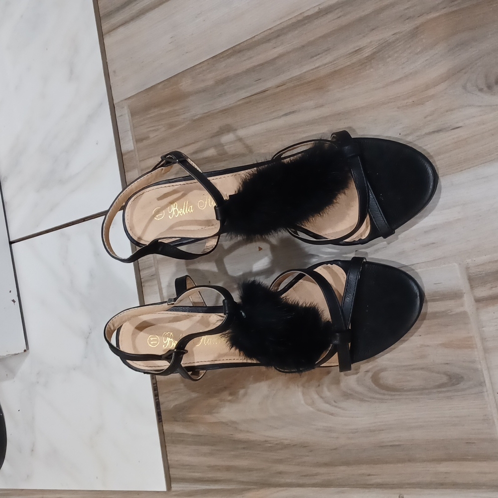 Bella Hannah - image 1